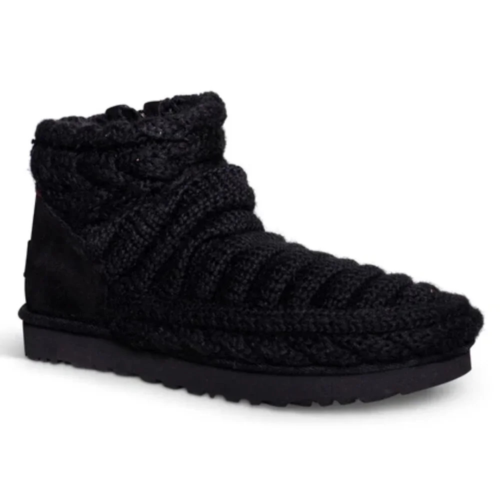 UGG Classic Mini UGGplush Chunky Knit Bootie Sz: 8